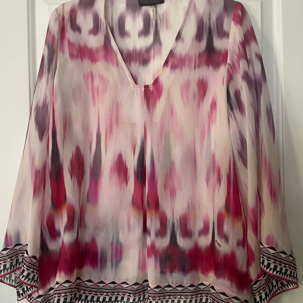 Women's Pink and Purple Patterned Top